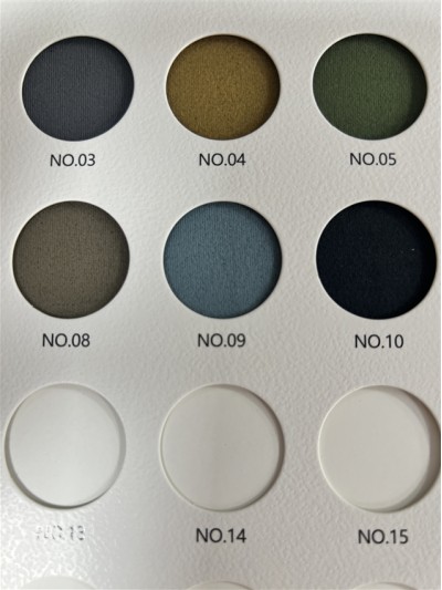 GZ-DZLP  F061 高彈鹿皮絨  規格：167cm  克重：310g/㎡  成分：78%Polyester 6%Spandex  16%Cotton  耐磨  吸濕速乾  遠紅發熱 後面照